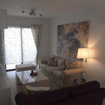 Horizon Luxury Apartment 4 Larnaca Exterior foto