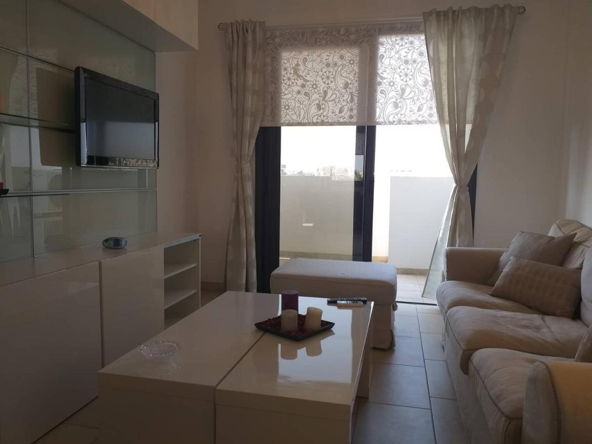 Horizon Luxury Apartment 4 Larnaca Exterior foto