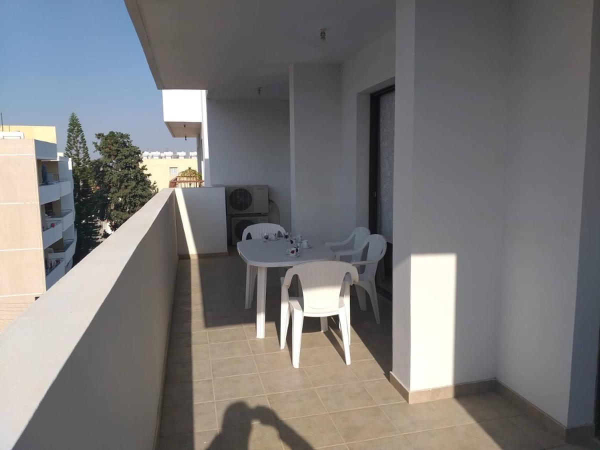 Horizon Luxury Apartment 4 Larnaca Exterior foto