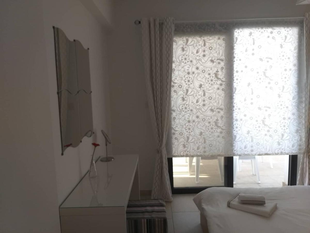 Horizon Luxury Apartment 4 Larnaca Exterior foto