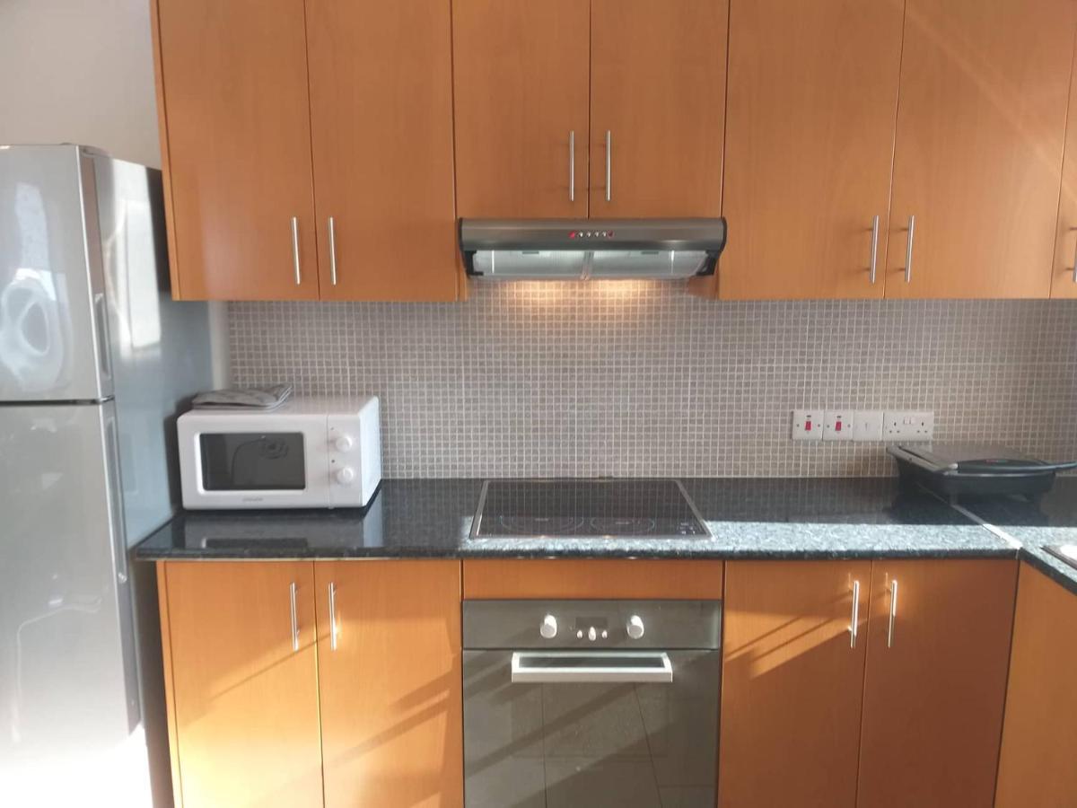Horizon Luxury Apartment 4 Larnaca Exterior foto