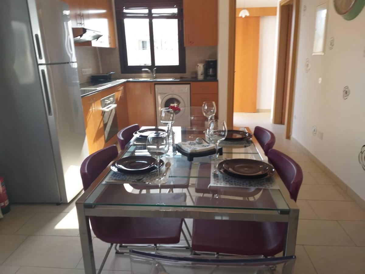 Horizon Luxury Apartment 4 Larnaca Exterior foto