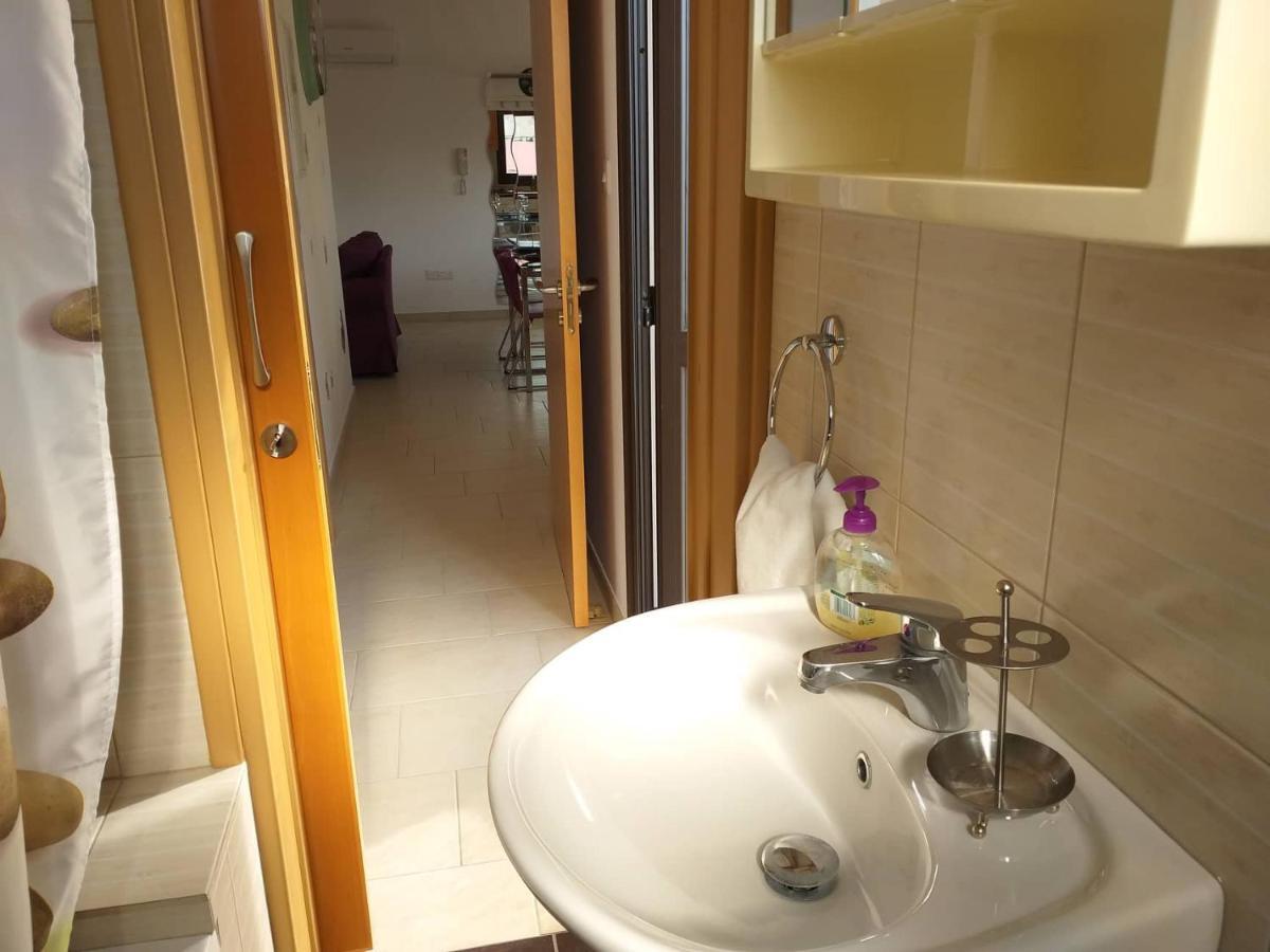 Horizon Luxury Apartment 4 Larnaca Exterior foto